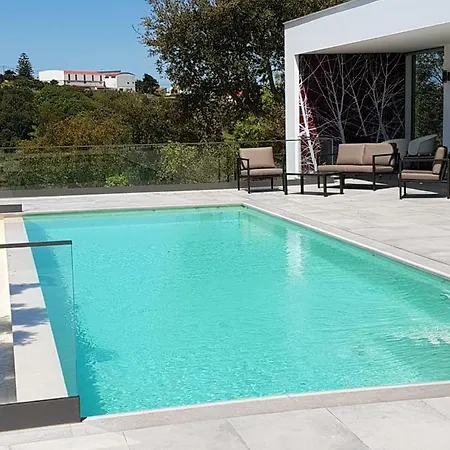 Elegant With Infinity Pool & Hot Tub Villa