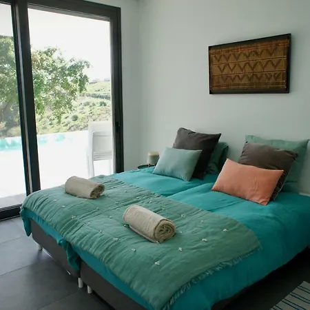 Βίλα Elegant With Infinity Pool & Hot Tub *