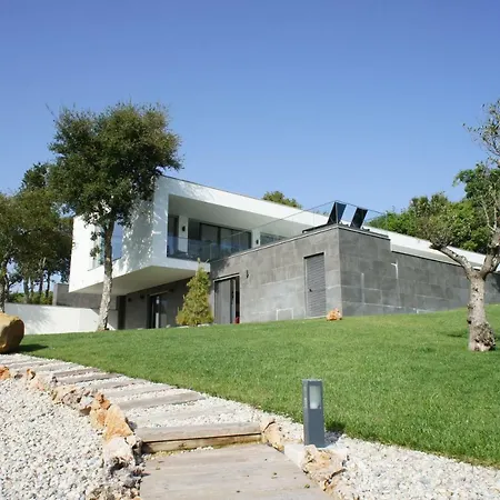 Βίλα Elegant With Infinity Pool & Hot Tub